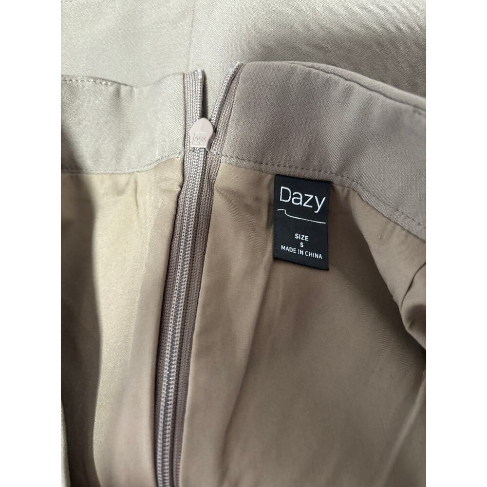 Dazy Women's Taupe Brown A-Line Mini Skirt Back Zip Size S - Picture 6 of 7